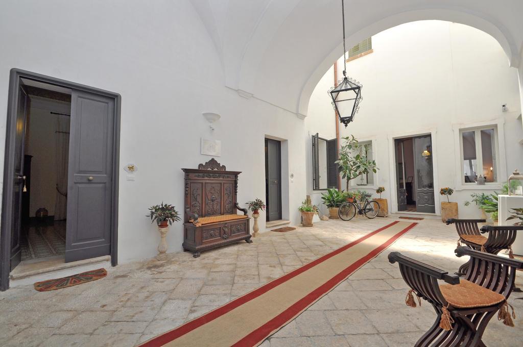 Melissano Palazzo De Donatis B&B מראה חיצוני תמונה