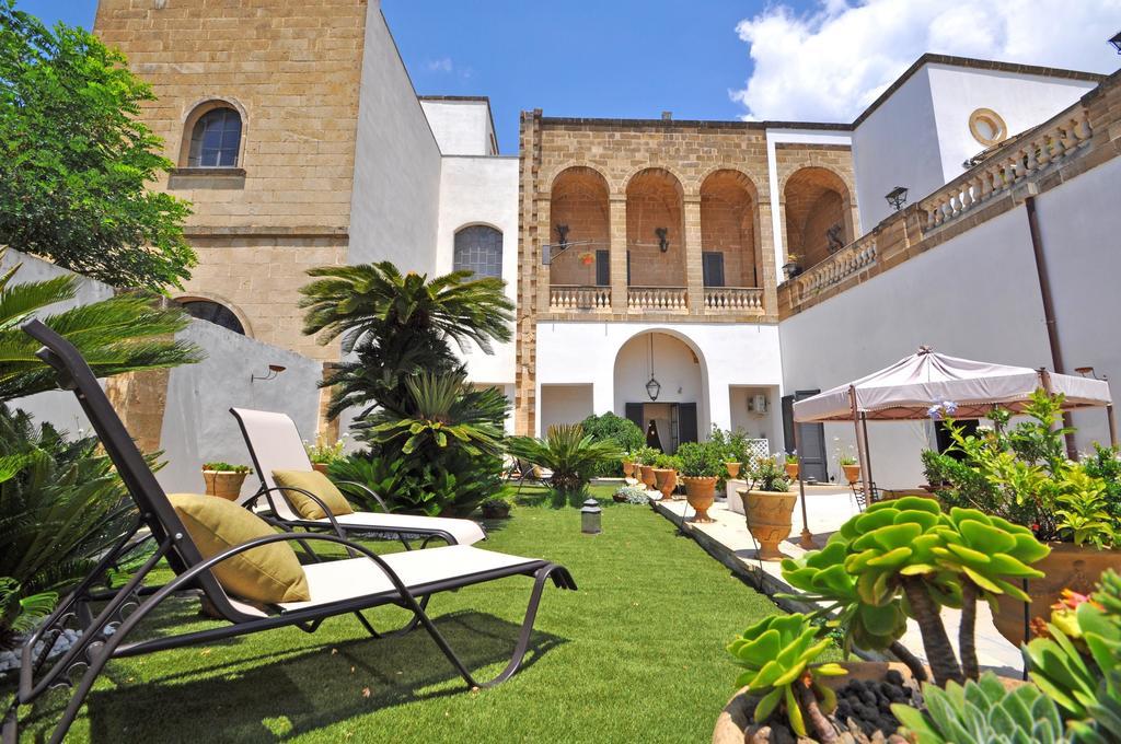 Melissano Palazzo De Donatis B&B מראה חיצוני תמונה