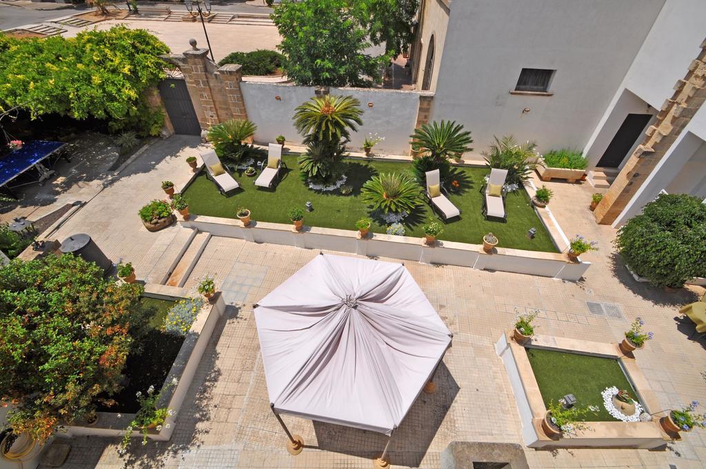 Melissano Palazzo De Donatis B&B מראה חיצוני תמונה
