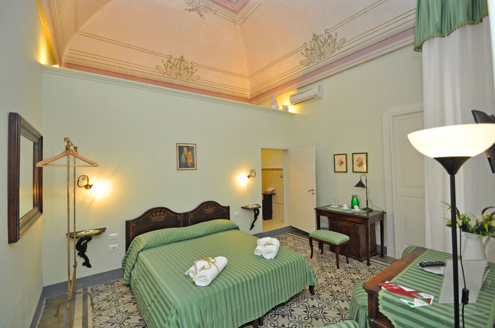 Melissano Palazzo De Donatis B&B מראה חיצוני תמונה